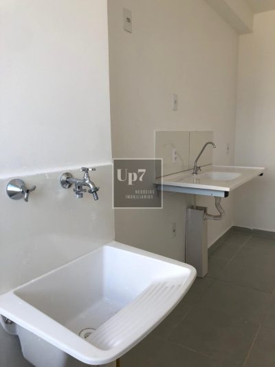 Apartamento à Venda no RNI Nações Unidas