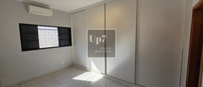 CASA COM 03 SUÍTES E ÁREA DE LAZER AMPLA À VENDA NO CONDOMÍNIO QUINTA RANIERI GREEN, EM BAURU/SP.