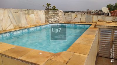 CASA COM 03 QUARTOS E PISCINA À VENDA NO BELA VISTA, EM BAURU/SP.