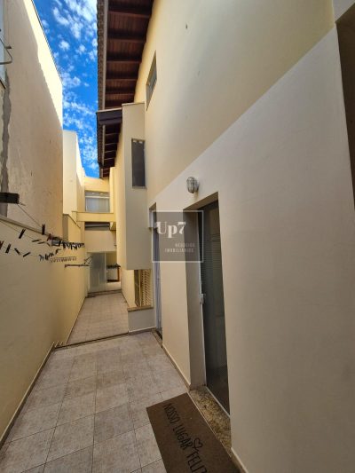 CASA À VENDA - RESIDENCIAL OU COMERCIALREGIÃO DA GETÚLIO VARGAS - BAURU-SP
