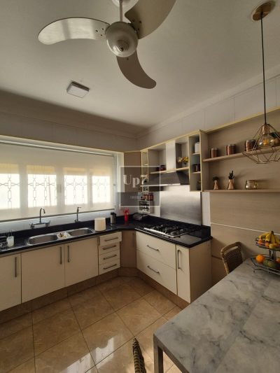 CASA À VENDA - RESIDENCIAL OU COMERCIALREGIÃO DA GETÚLIO VARGAS - BAURU-SP
