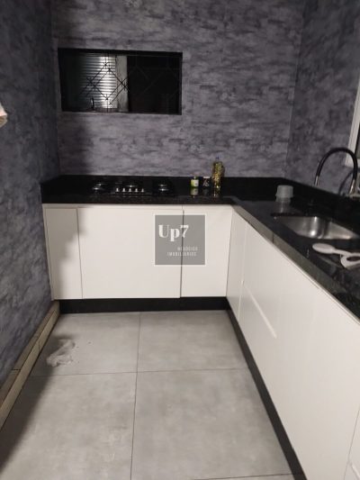 CASA COM 02 QUARTOS À VENDA NO JARDIM REDENTOR, EM BAURU.