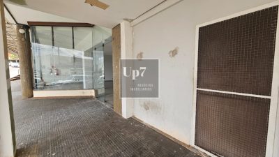 LOJA COMERCIAL COM 350M² PARA ALUGAR NO TRIANON MARKET, EM BAURU.
