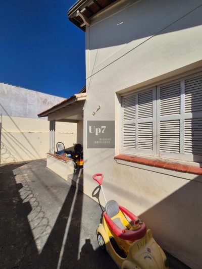 VENDA - CASA DE 02 DORMITÓRIOS - JD. ESTORIL
