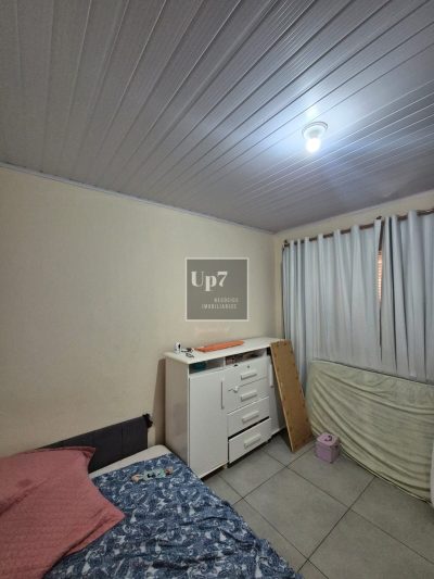 VENDA - CASA DE 02 DORMITÓRIOS - JD. ESTORIL