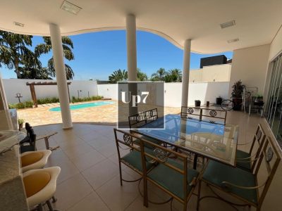 CASA COM 04 SUÍTES PARA ALUGAR NO RESIDENCIAL PRIMAVERA, EM PIRATININGA