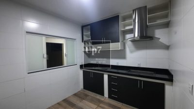 LOCAÇÃO - EXCELENTE CASA COM 04 DORMITÓRIOS, SENDO 01 SUÍTE NO NOVO JD. PAGANI EM BAURU-SP
