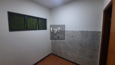 LOCAÇÃO - EXCELENTE CASA COM 04 DORMITÓRIOS, SENDO 01 SUÍTE NO NOVO JD. PAGANI EM BAURU-SP