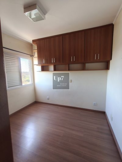Apartamento para alugar no Residencial Guarapari em Bauru SP.