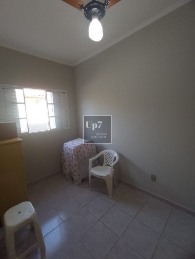 CASA REFORMADA COM 03 QUARTOS À VENDA NO JARDIM JUSSARA, EM BAURU/SP.