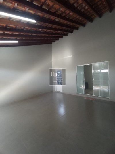 CASA REFORMADA COM 03 QUARTOS À VENDA NO JARDIM JUSSARA, EM BAURU/SP.