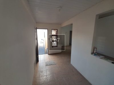Casa no centro de Bauru com 02 quartos para LOCAÇÃO