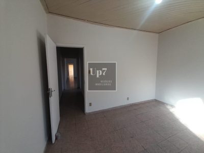 Casa no centro de Bauru com 02 quartos para LOCAÇÃO