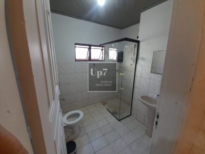 Casa no centro de Bauru com 02 quartos para LOCAÇÃO