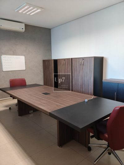SALA COMERCIAL CLIMATIZADA PARA ALUGAR, PRÓXIMO AO PÃO DE AÇÚCAR DA AZARIAS LEITE - BAURU/SP.