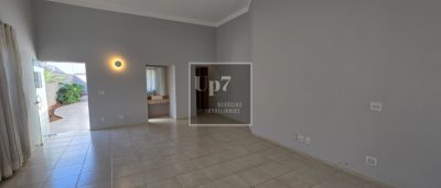 CASA COM 03 SUÍTES PARA ALUGAR EM CONDOMÍNIO FECHADO - QUINTA RANIERI GREEN, BAURU.