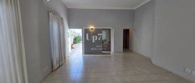 CASA COM 03 SUÍTES PARA ALUGAR EM CONDOMÍNIO FECHADO - QUINTA RANIERI GREEN, BAURU.