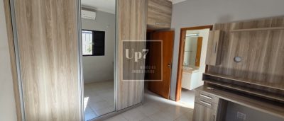 CASA COM 03 SUÍTES PARA ALUGAR EM CONDOMÍNIO FECHADO - QUINTA RANIERI GREEN, BAURU.
