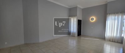 CASA COM 03 SUÍTES PARA ALUGAR EM CONDOMÍNIO FECHADO - QUINTA RANIERI GREEN, BAURU.