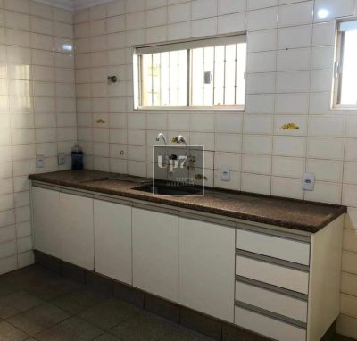 CASA AMPLA COM PISCINA E CHURRASQUEIRA PARA ALUGAR NO PARQUE JARDIM EUROPA, EM BAURU/SP.