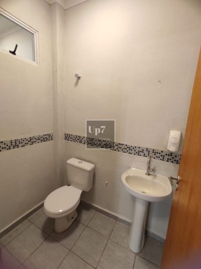 SALA COMERCIAL PARA ALUGAR DE FRENTE PARA A NAÇÕES UNIDAS, EM BAURU-SP.